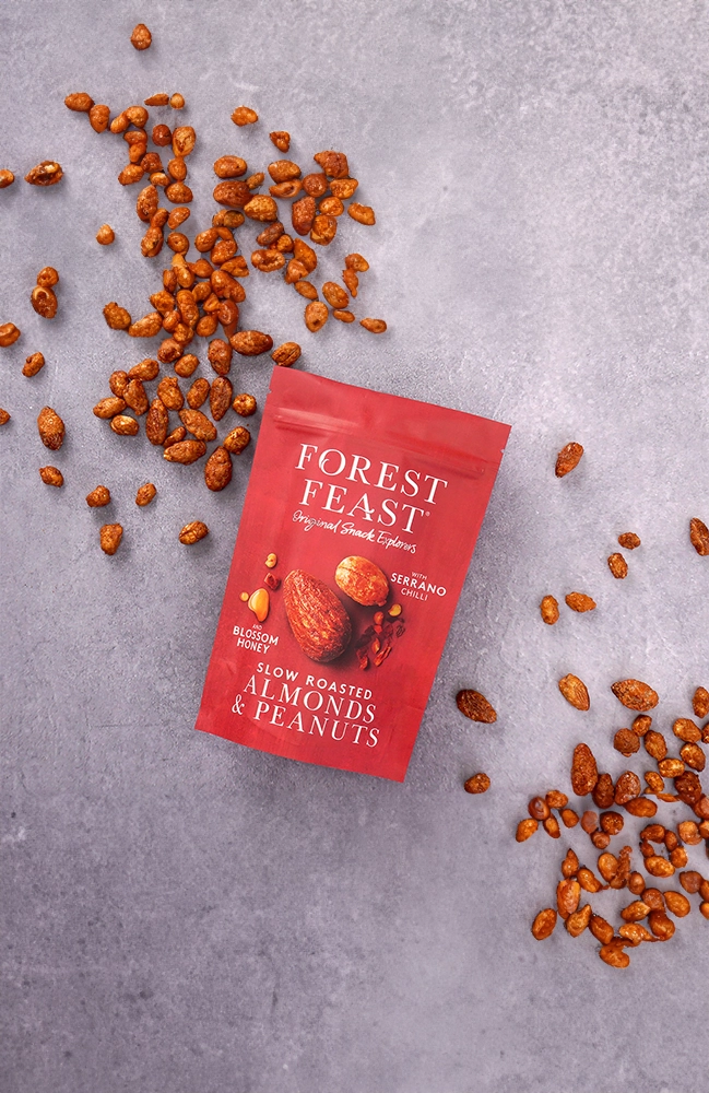 Forest Feast Almonds & Peanuts Honey & Chili 120g